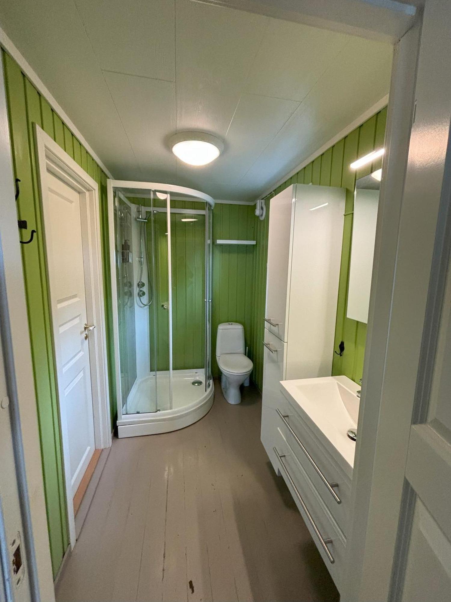 Buodden Rorbuer - Fisherman Cabins เซอร์วอเกน ภายนอก รูปภาพ
