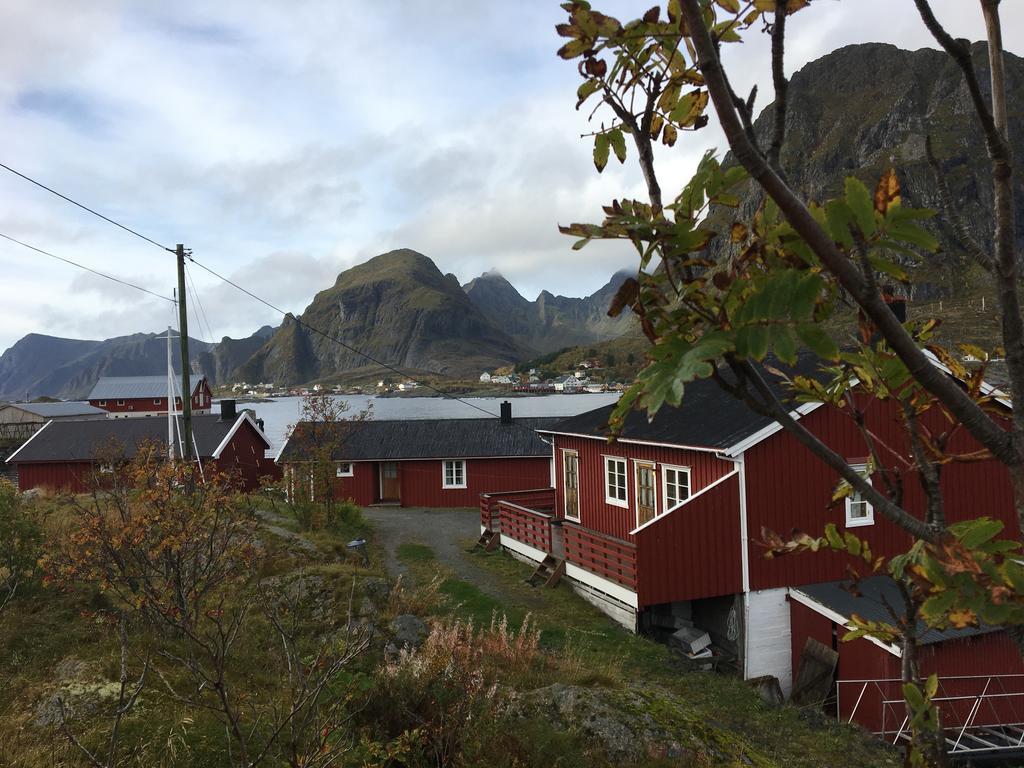 Buodden Rorbuer - Fisherman Cabins เซอร์วอเกน ภายนอก รูปภาพ