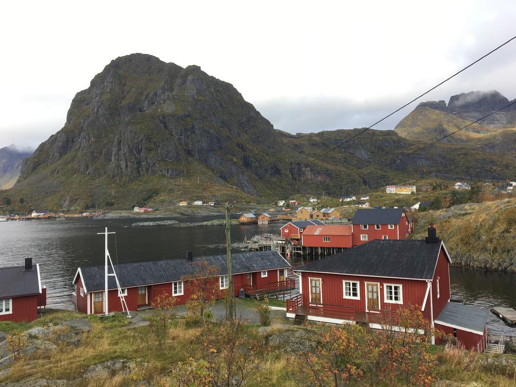 Buodden Rorbuer - Fisherman Cabins เซอร์วอเกน ภายนอก รูปภาพ